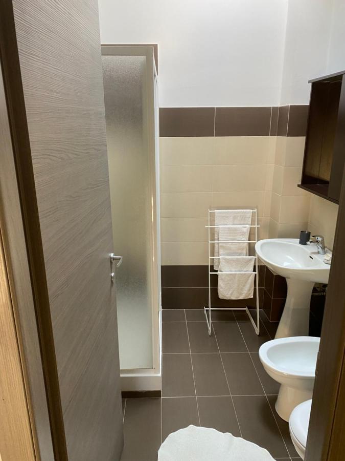 Bed and Breakfast Il Miglio In Piu Кастель-ді-Туза Екстер'єр фото