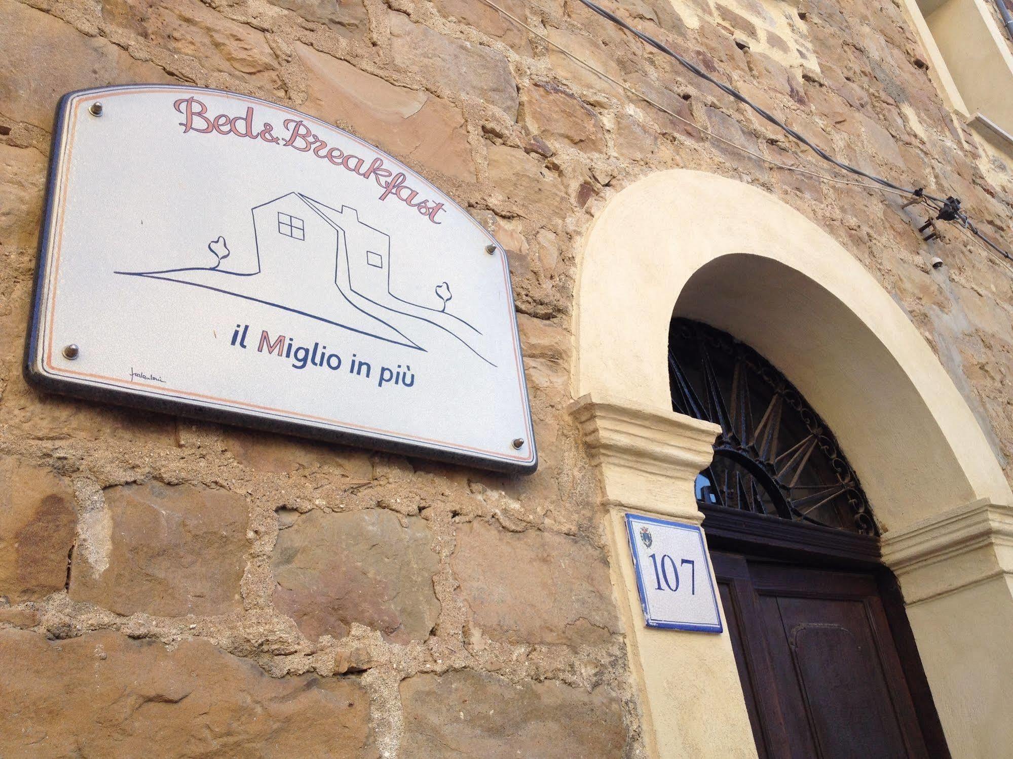 Bed and Breakfast Il Miglio In Piu Кастель-ді-Туза Екстер'єр фото
