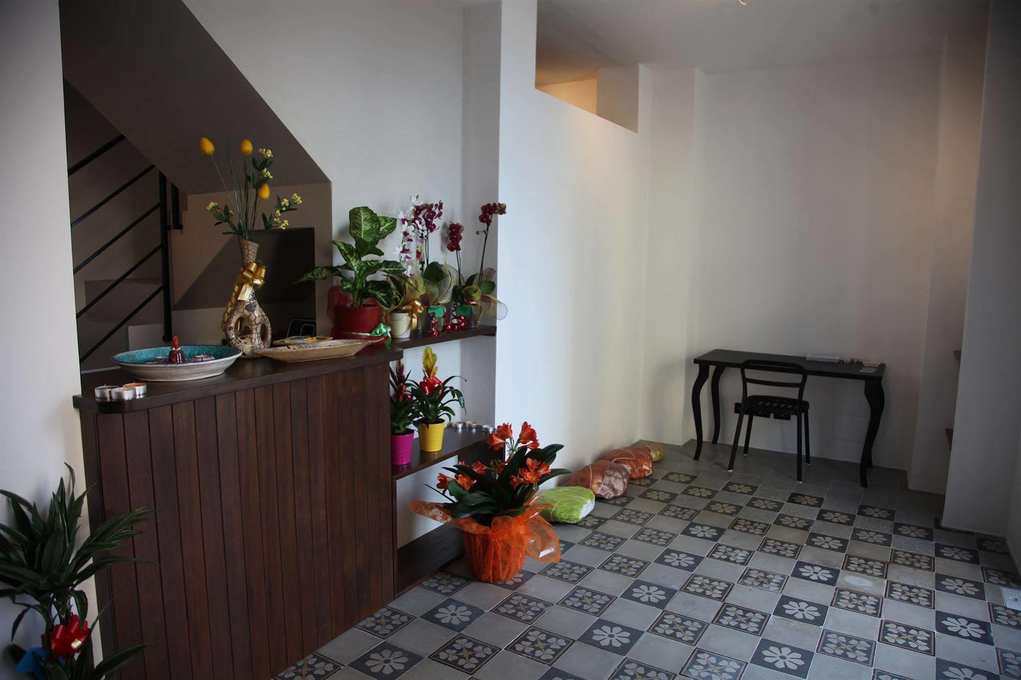 Bed and Breakfast Il Miglio In Piu Кастель-ді-Туза Екстер'єр фото